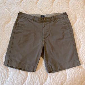 Men’s JCrew chino shorts - size 33w